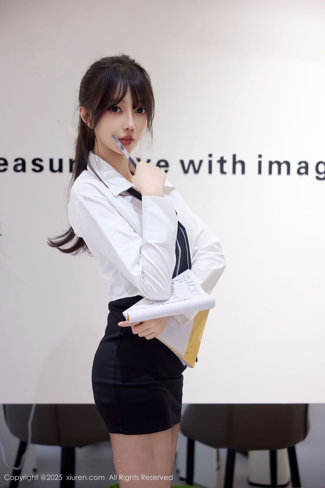 XiuRen秀人网 No.10636 Yue Er Yue Er (59P)