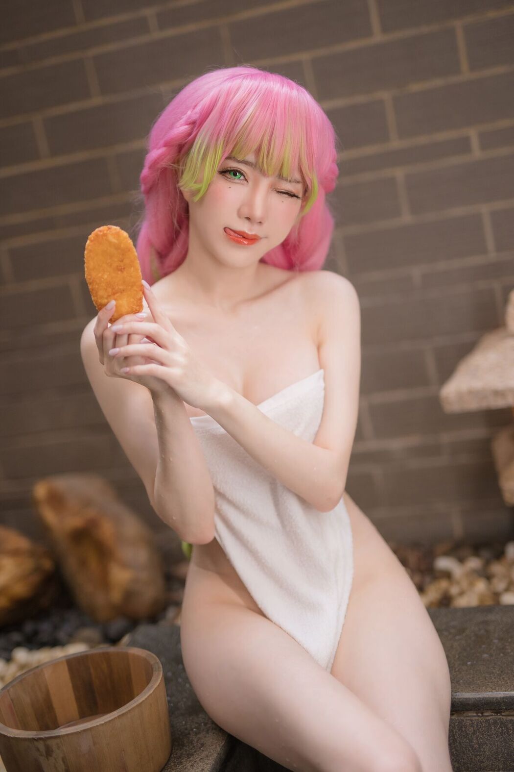 Coser@Sally多啦雪 Sally Dorasnow &#8211; Mitsuri Kanroji Onsen (32P)
