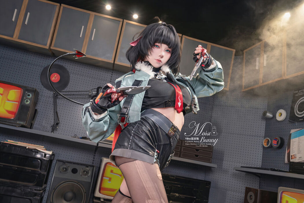 Coser@黏黏团子兔 &#8211; 查无此人-简 杜 Part02 (71P)