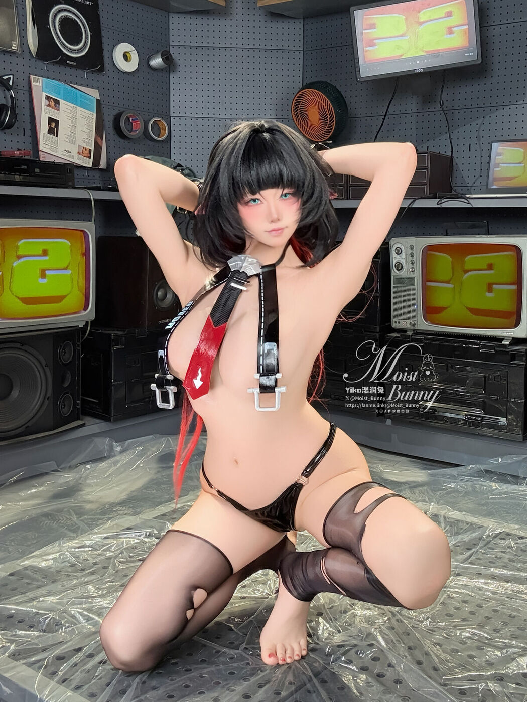 Coser@黏黏团子兔 &#8211; 查无此人-简 杜 Part02 (71P)