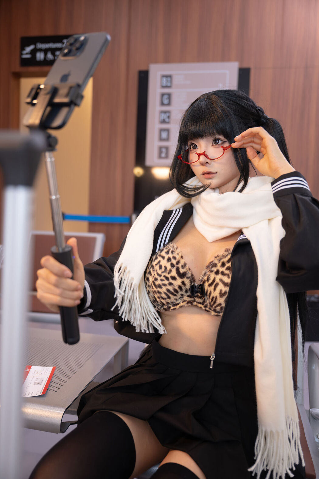 Coser@蠢沫沫 chunmomo &#8211; 黄推博主的秘密 A Part01 (51P)
