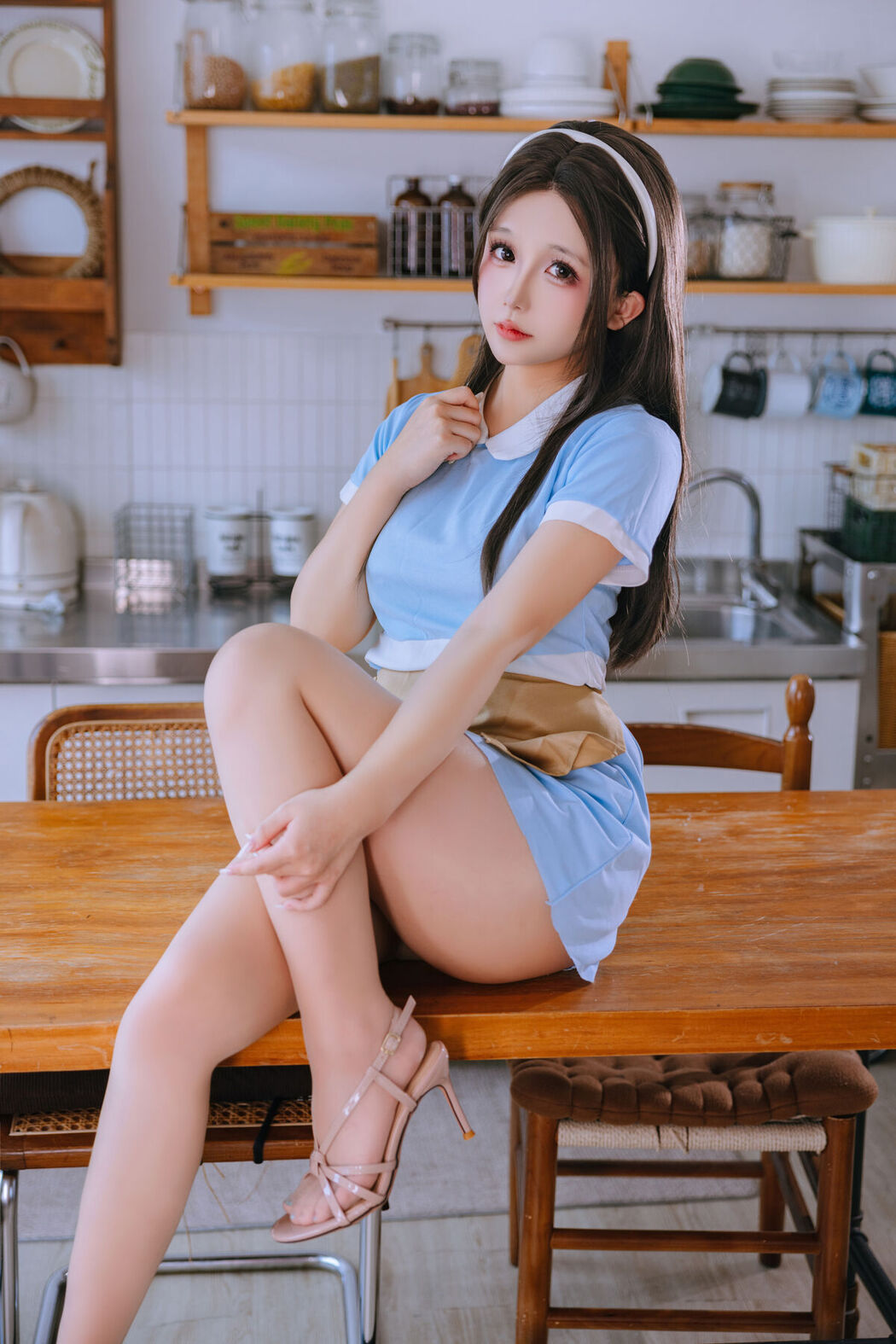 Coser@日奈娇 &#8211; 蛋糕售卖员 Part01 (58P &#8211; 5V)