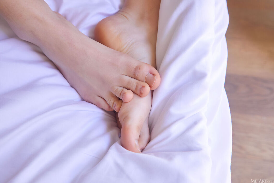 MetArt Andrea &#8211; Presenting Andrea Part01 (68P)