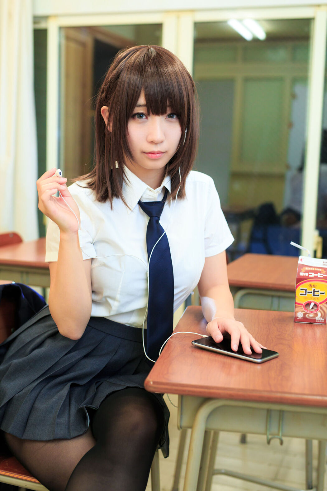 JP Moe Iori 伊織萌 &#8211; 月曜日のあの子 Part03 (70P)