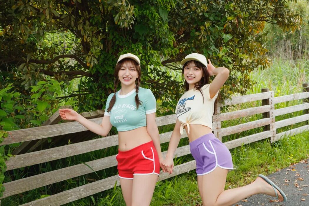 JP Erika And Marina Momose 百瀬まりな – FRIDAY Monthly Girl 049 エリマリ姉妹 完全未発表100カットAndムービー Part02 (54P)