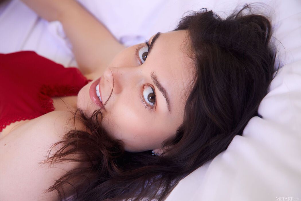 MetArt Andrea &#8211; Presenting Andrea Part01 (68P)