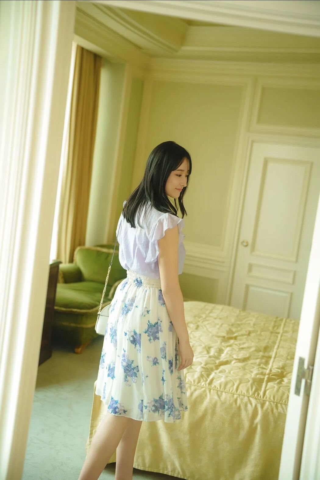 JP Ami Yamazaki 山崎あみ – FRIDAY Monthly Girl 048 完全未発表100カット Part01 (53P – 1V)