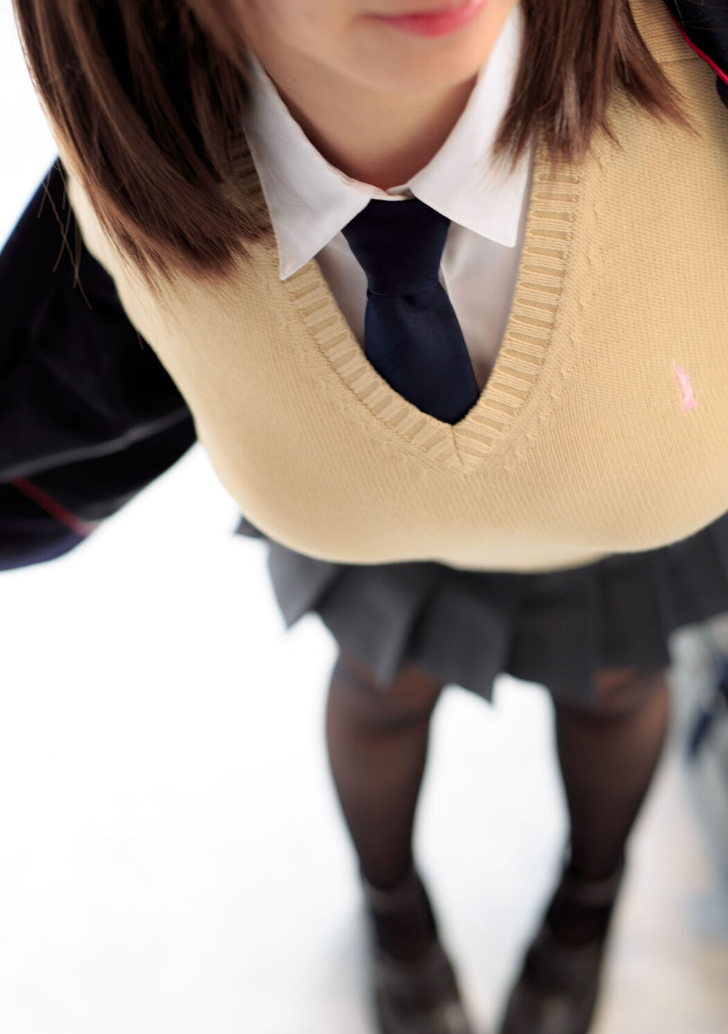 JP Moe Iori 伊織萌 &#8211; 月曜日のあの子 Part01 (70P)