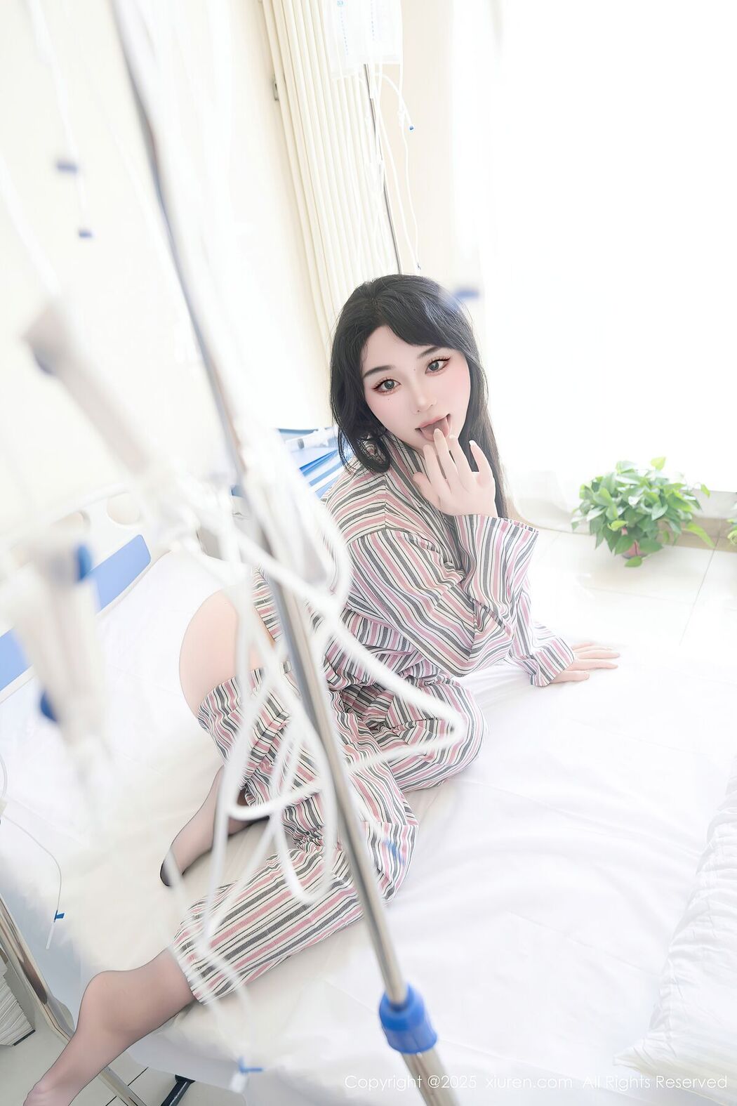 XiuRen秀人网 No.10648 Xi Xi Ai Chi Cao Mei (81P)