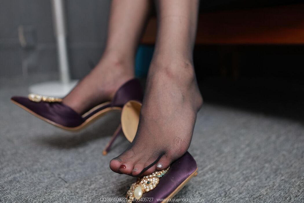 IESS异思趣向 SXJ No.2104 Qiu Qiu (90P)