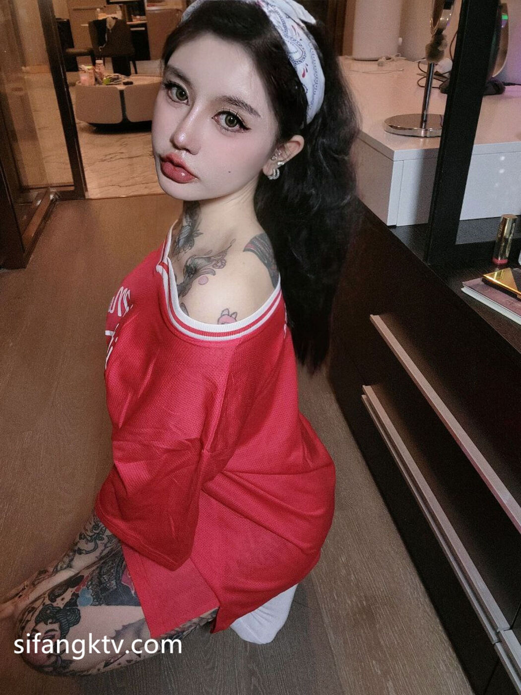 Sexychloe – 火爆X网红福利 野性十足 (64P – 21V)