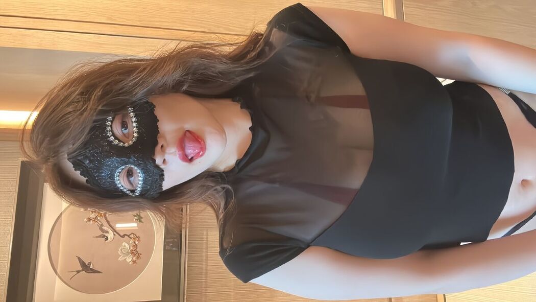 Ke Ke Xi YYY 可可西yyy – 蒙面女侠红色包臀裙 (49P – 3V)