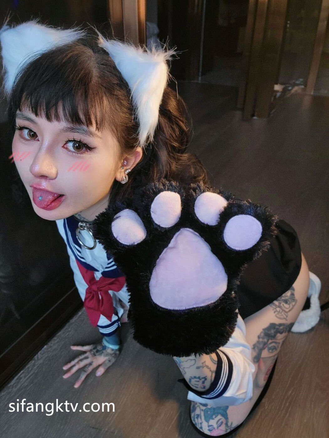 Sexychloe – 火爆X网红福利 野性十足 (64P – 21V)