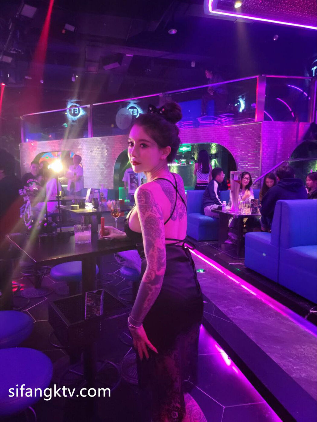 Sexychloe – 火爆X网红福利 野性十足 (64P – 21V)