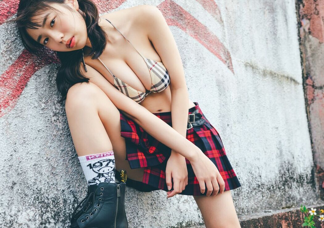 JP Kikuchi Hina 菊地姫奈 &#8211; moment 週プレ PHOTO BOOK Part02 (75P)