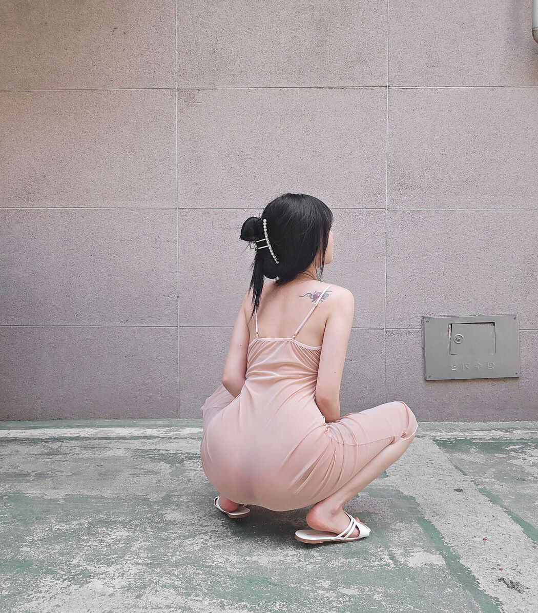 Aram 아람 – 원피스 야노 무수정본 (24P)