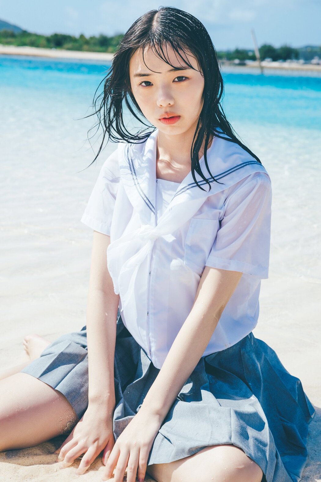 JP Kikuchi Hina 菊地姫奈 – moment 週プレ PHOTO BOOK Part02 (75P) Cover Photo