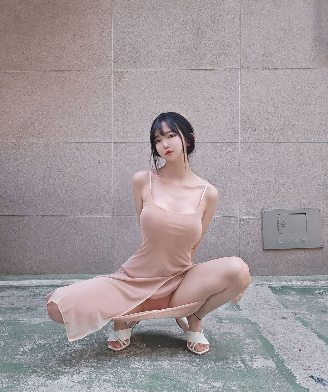 Aram 아람 – 원피스 야노 무수정본 (24P)