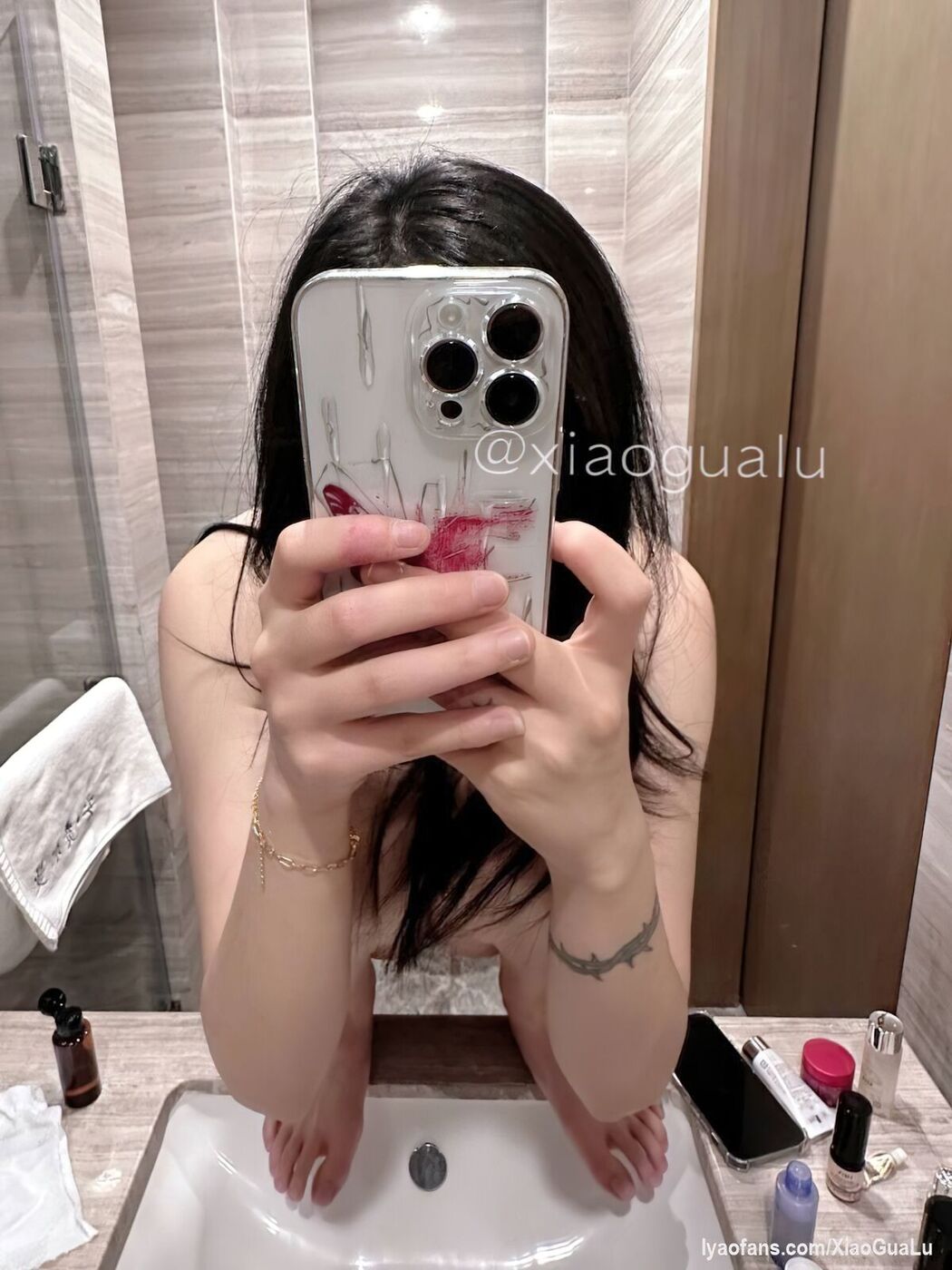 Xiao Gua Lu 小瓜陆 – 19岁极品花季美少女 露脸私拍 S Part01 (57P – 49V)