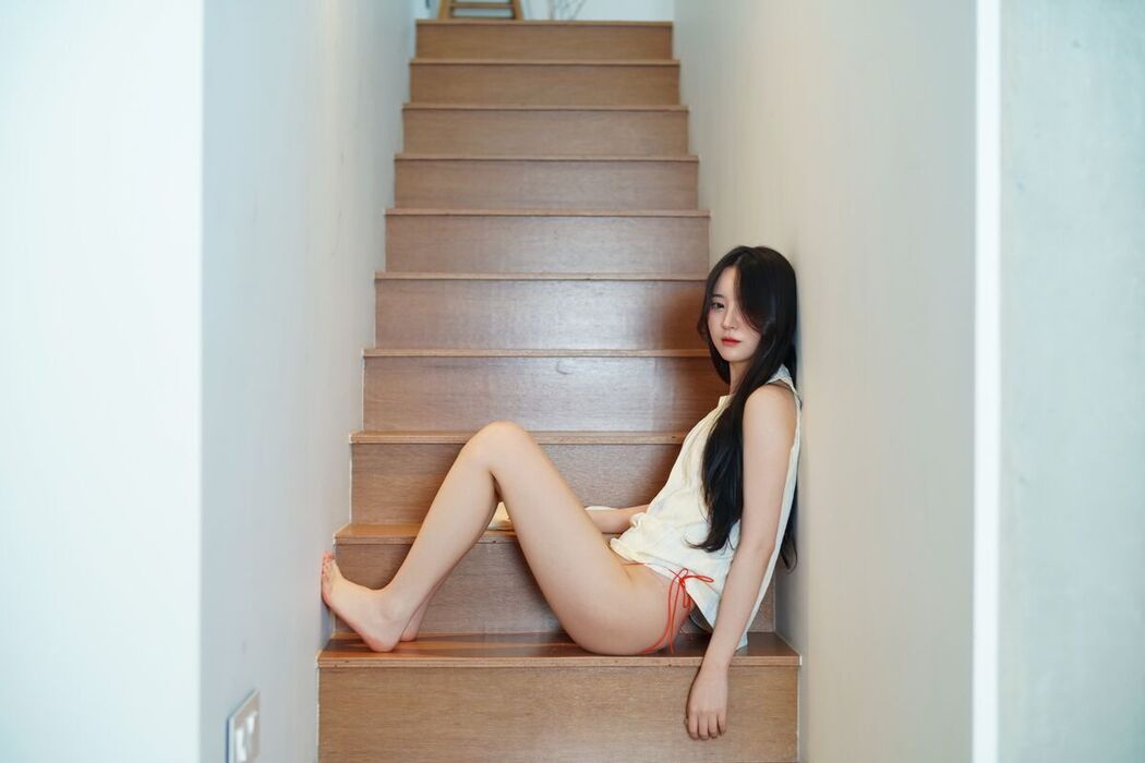 Yeolmu – Banana Red Micro Bikini (76P)