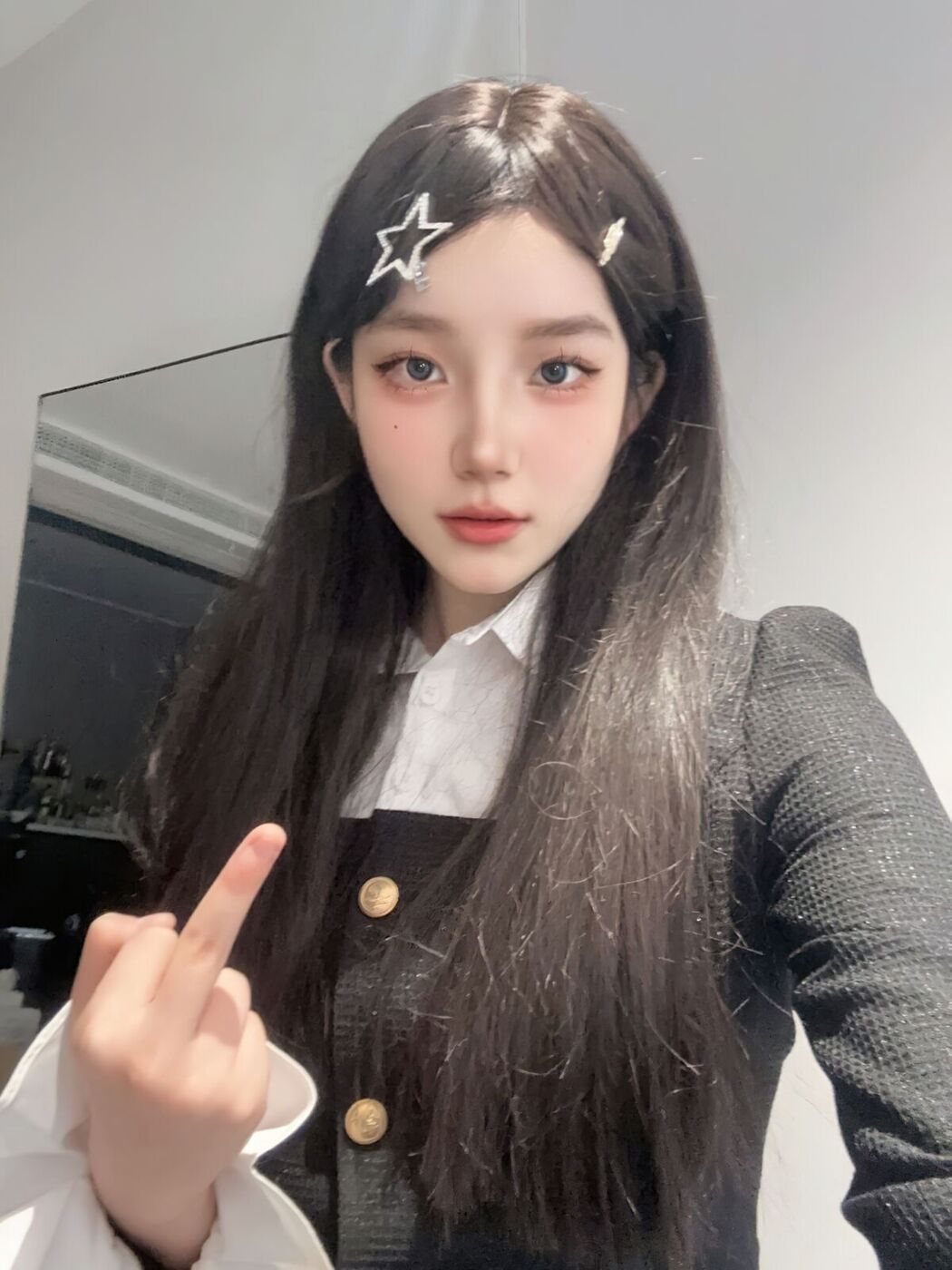 Xiao Gua Lu 小瓜陆 – 19岁极品花季美少女 露脸私拍 S Part01 (57P – 49V)