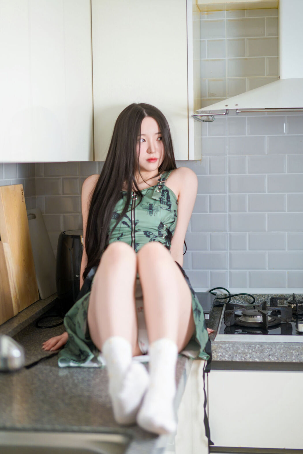 Yeolmu – Pose On The Stairs And The Sink (42P)