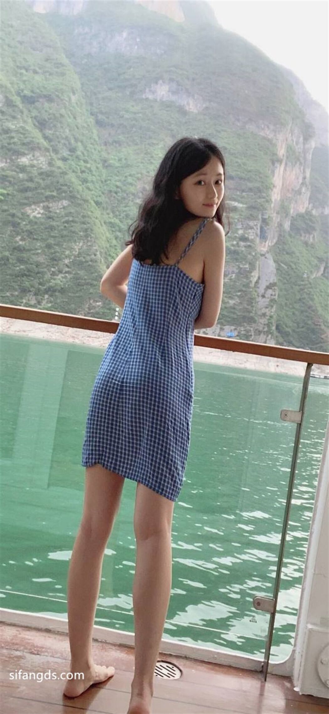 Wei Zhi Nu Shen 未知女神 – 极品白皙全尺度私拍写真 Part01 (59P – 2V)