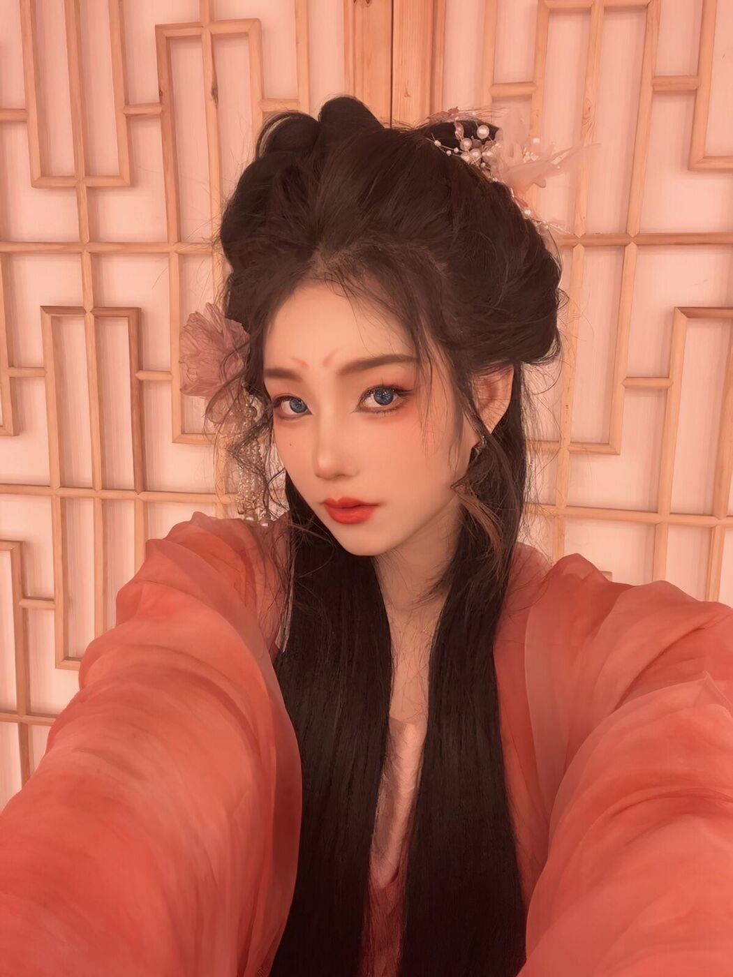 Xiao Gua Lu 小瓜陆 – 19岁极品花季美少女 露脸私拍 S Part01 (57P – 49V)