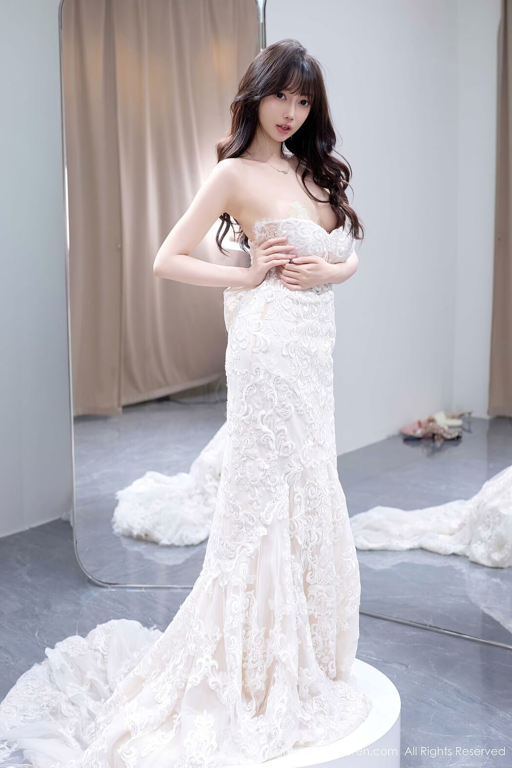 XiuRen秀人网 No.10663 Yue Er Yue Er (59P)