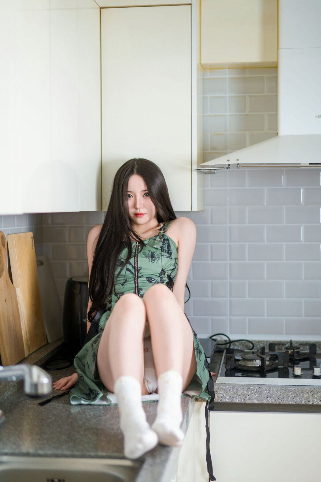 Yeolmu – Pose On The Stairs And The Sink (42P)