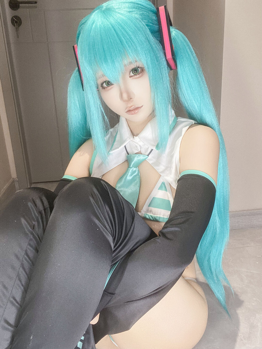 Coser@蠢沫沫 chunmomo – 六月自拍合集本 Part02 (68P)