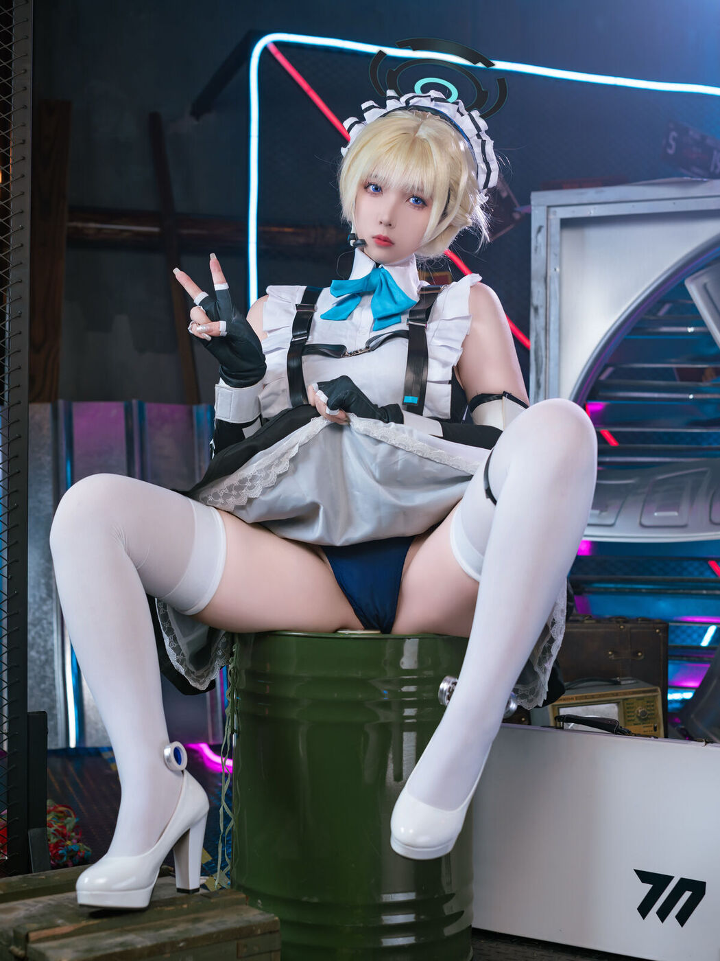 Coser@小和甜酒 – 碧蓝档案-飞鸟马时女仆 (32P)