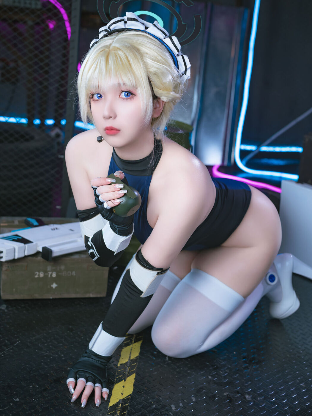 Coser@小和甜酒 – 碧蓝档案-飞鸟马时女仆 (32P)