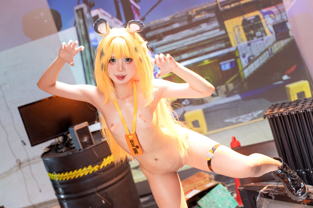 Coser@PoppaChan – Ju Fufu – ZZZ Part01 (57P – 11V)