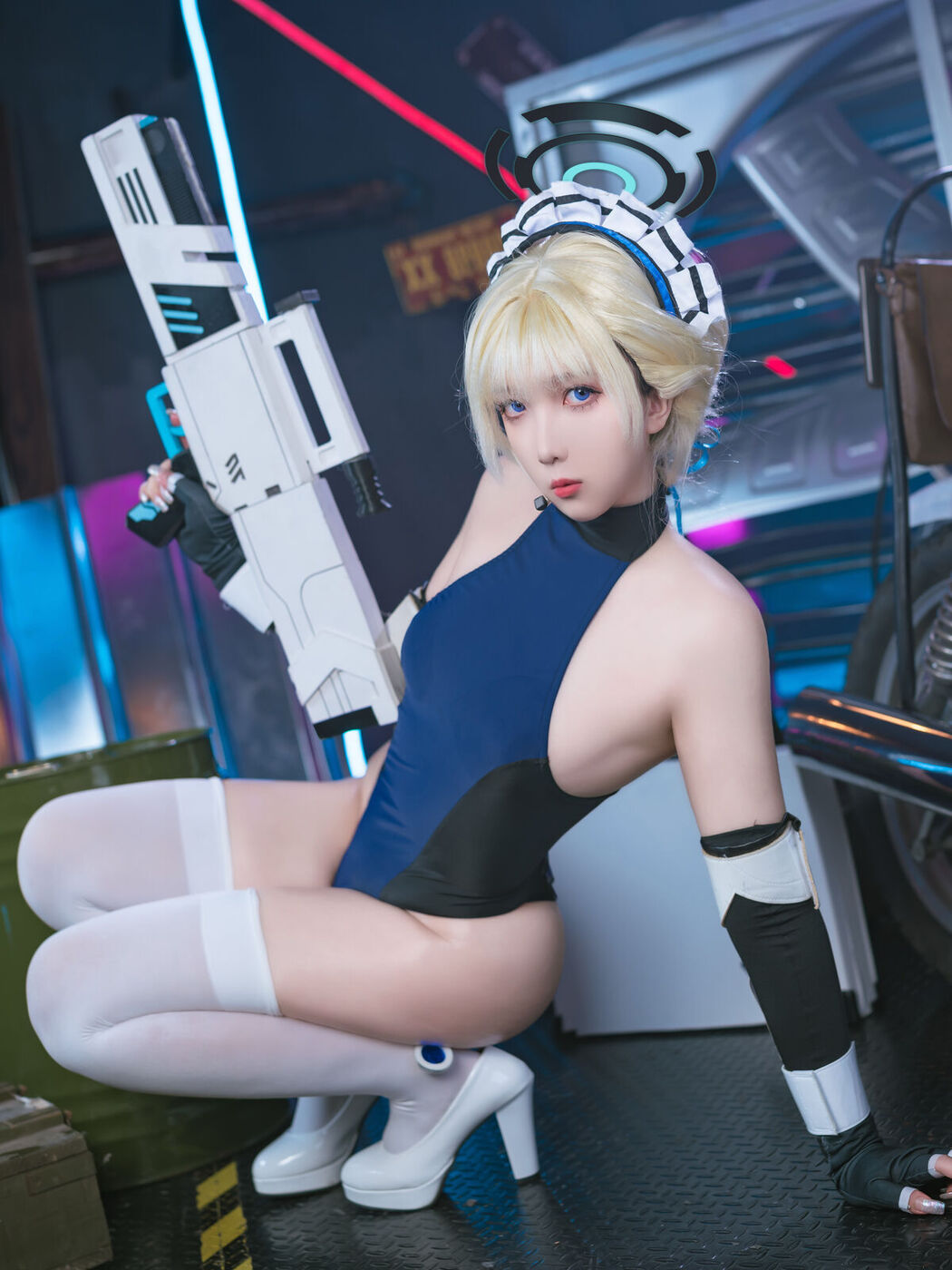 Coser@小和甜酒 – 碧蓝档案-飞鸟马时女仆 (32P)