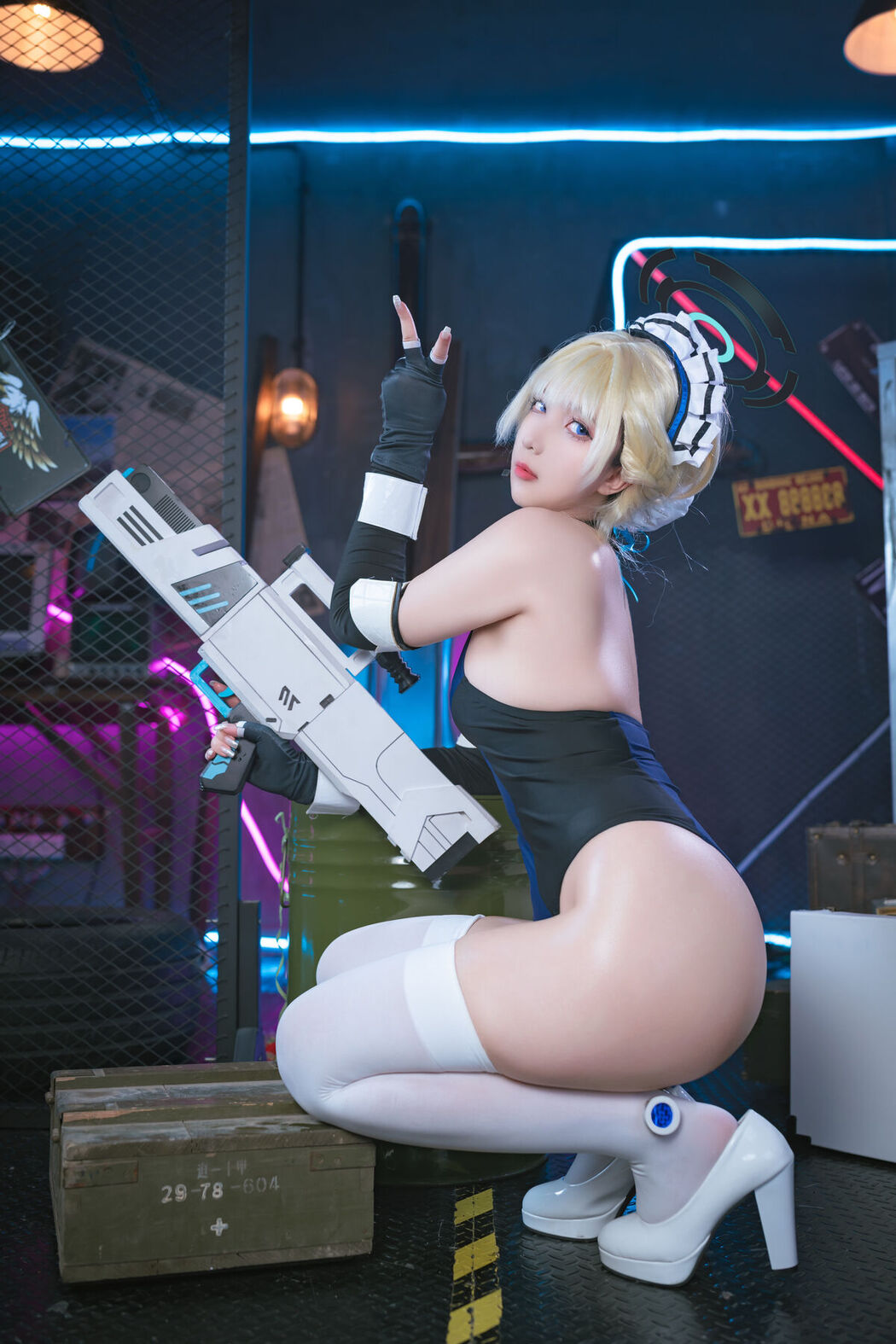 Coser@小和甜酒 – 碧蓝档案-飞鸟马时女仆 (32P)