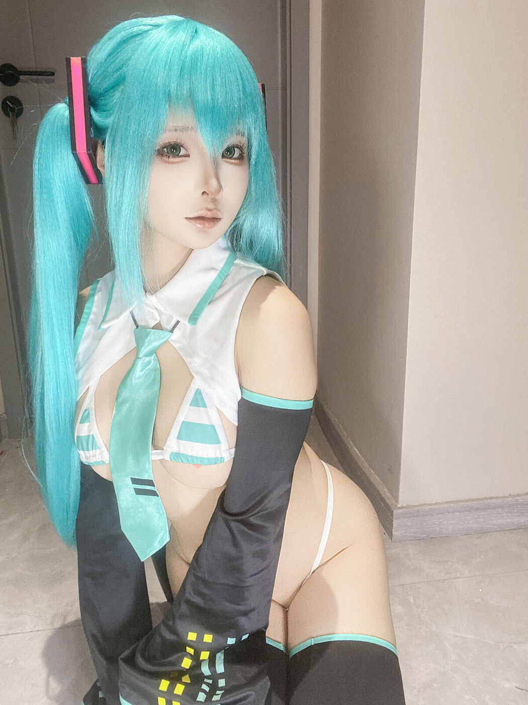 Coser@蠢沫沫 chunmomo – 六月自拍合集本 Part02 (68P)