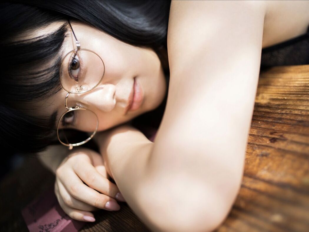 JP Shinonome Umi 東雲うみ &#8211; FLASHデジタル写真集 Girls Secret 女のコの秘密 (73P)