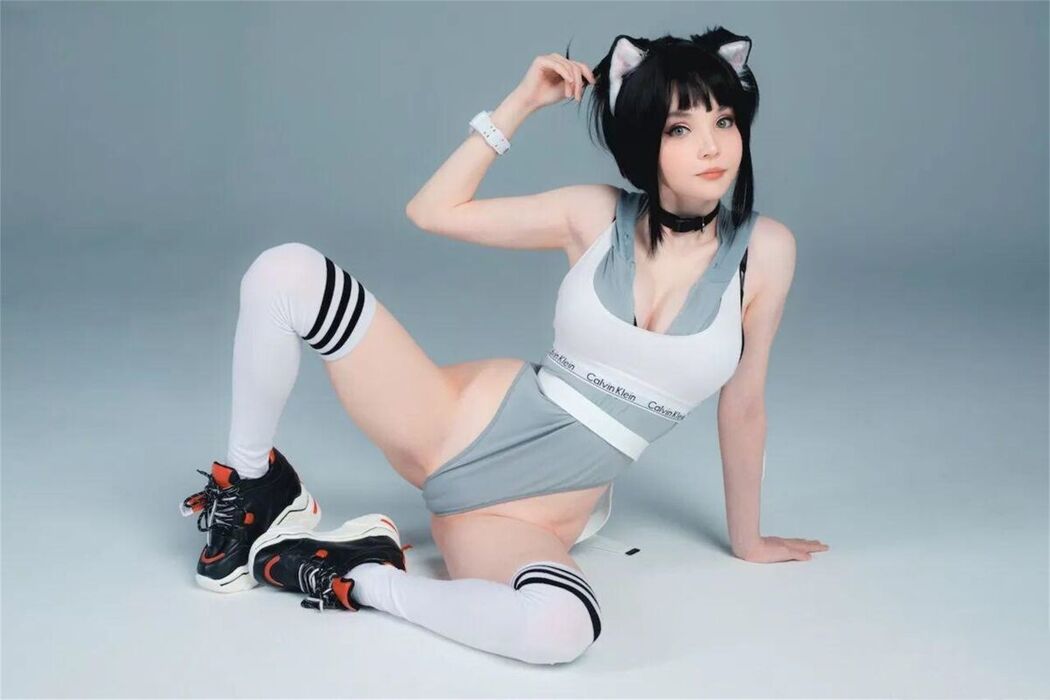 Coser@RocksyLight – Koss Part02 (50P)