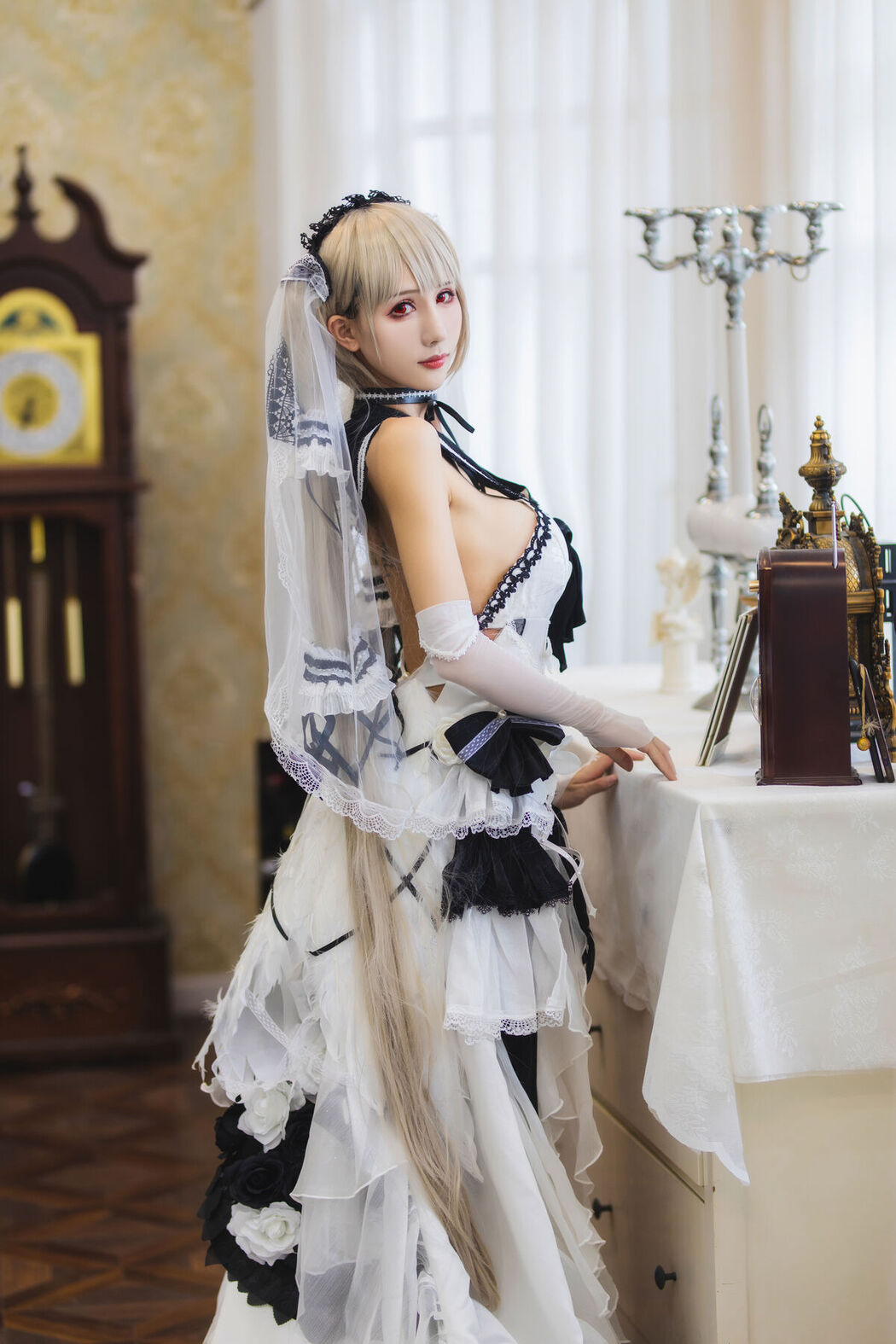 Coser@masaki雅祈 – 碧蓝航线 可畏礼服 (28P)