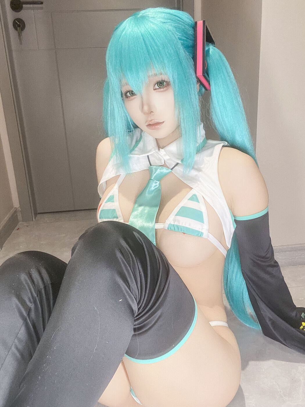 Coser@蠢沫沫 chunmomo – 六月自拍合集本 Part02 (68P)