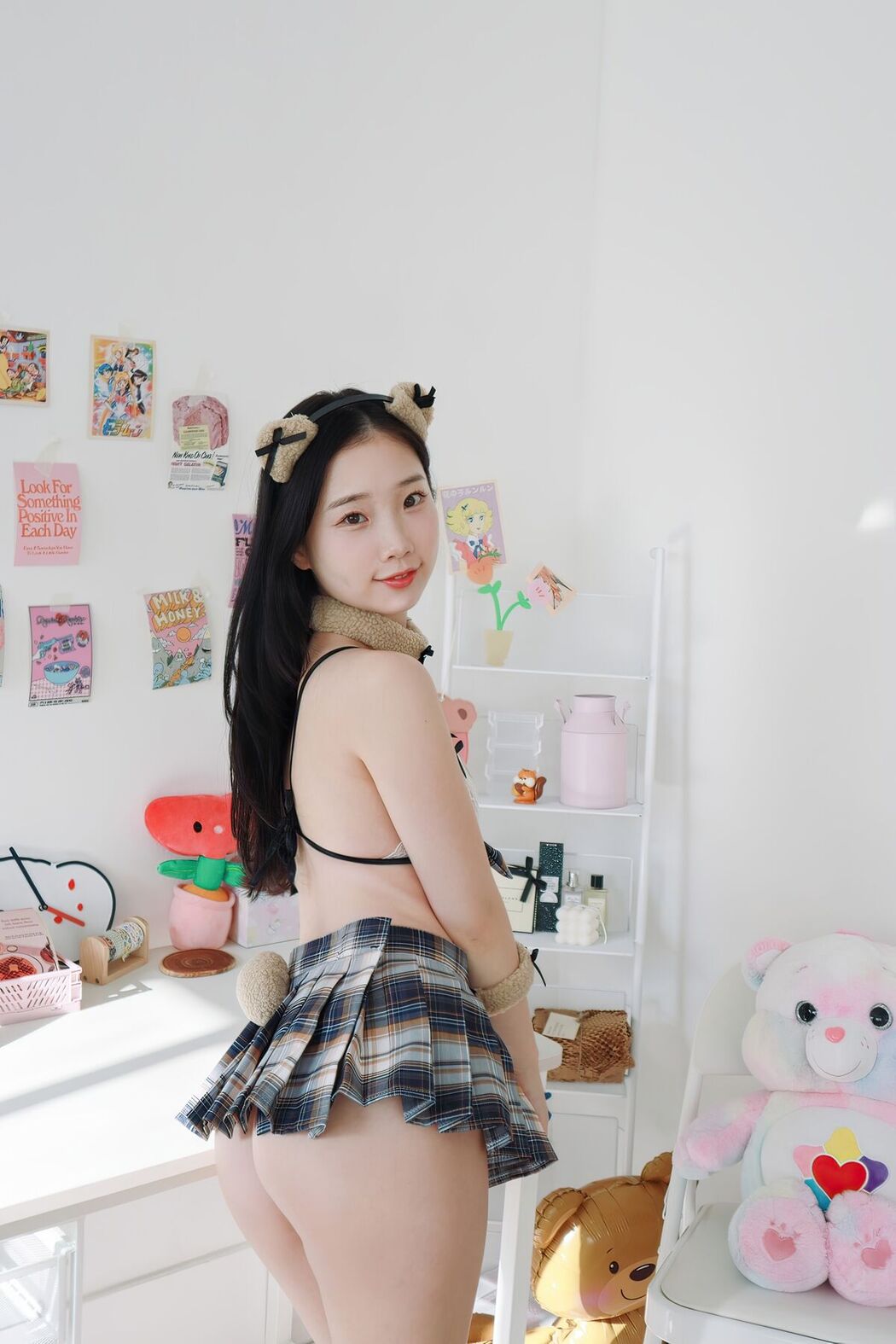 Pureding &#8211; Sexy Photobook 10 (55P &#8211; 2V)