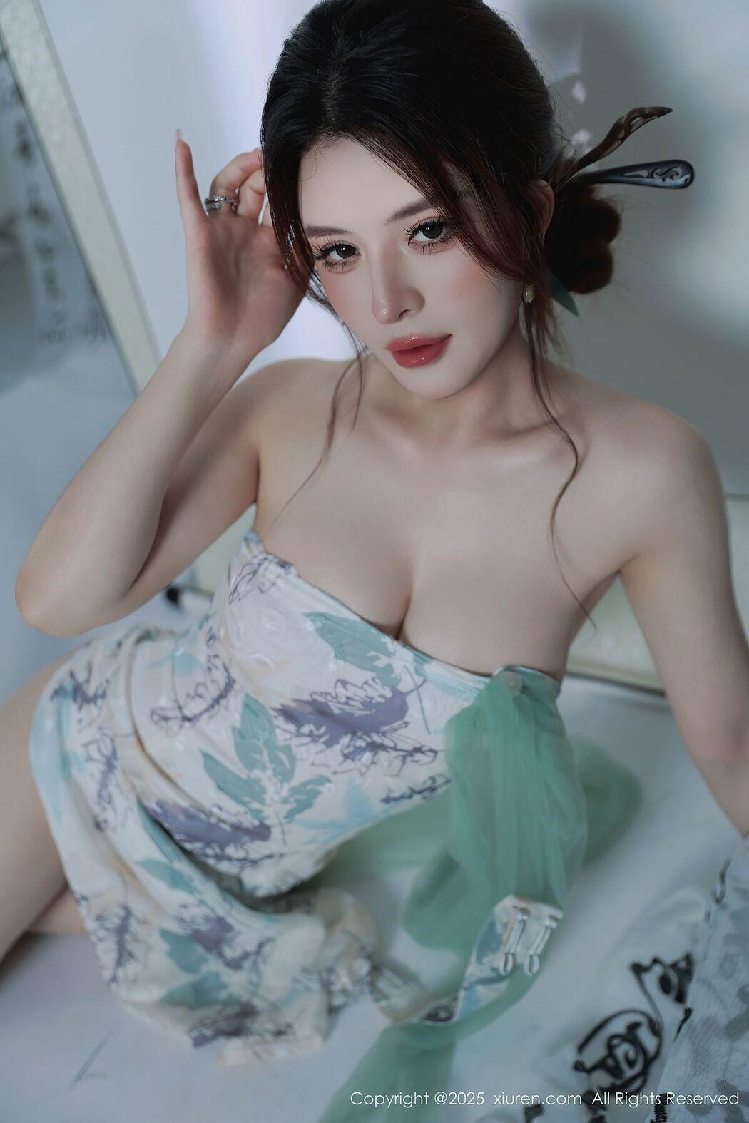 XiuRen秀人网 No.10694 A Yi Sha (83P)