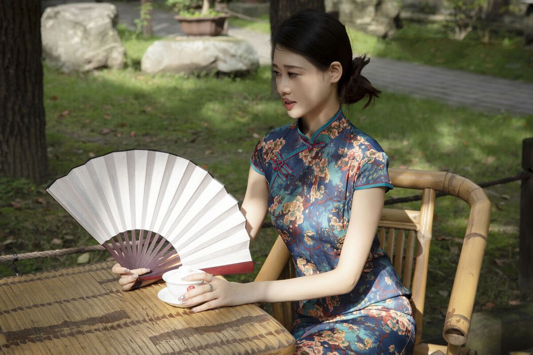 YiTuYu艺图语 Vol.8523 Chenaling_CL (27P)