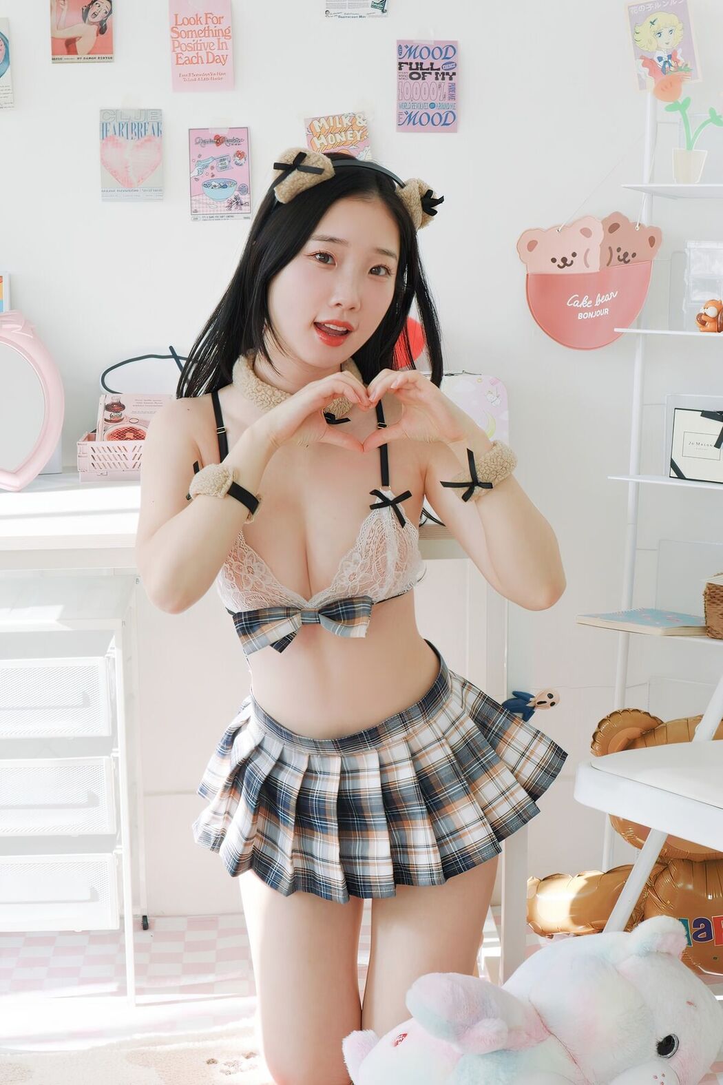 Pureding &#8211; Sexy Photobook 10 (55P &#8211; 2V)