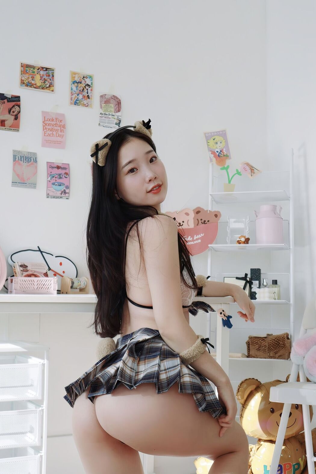 Pureding &#8211; Sexy Photobook 10 (55P &#8211; 2V)