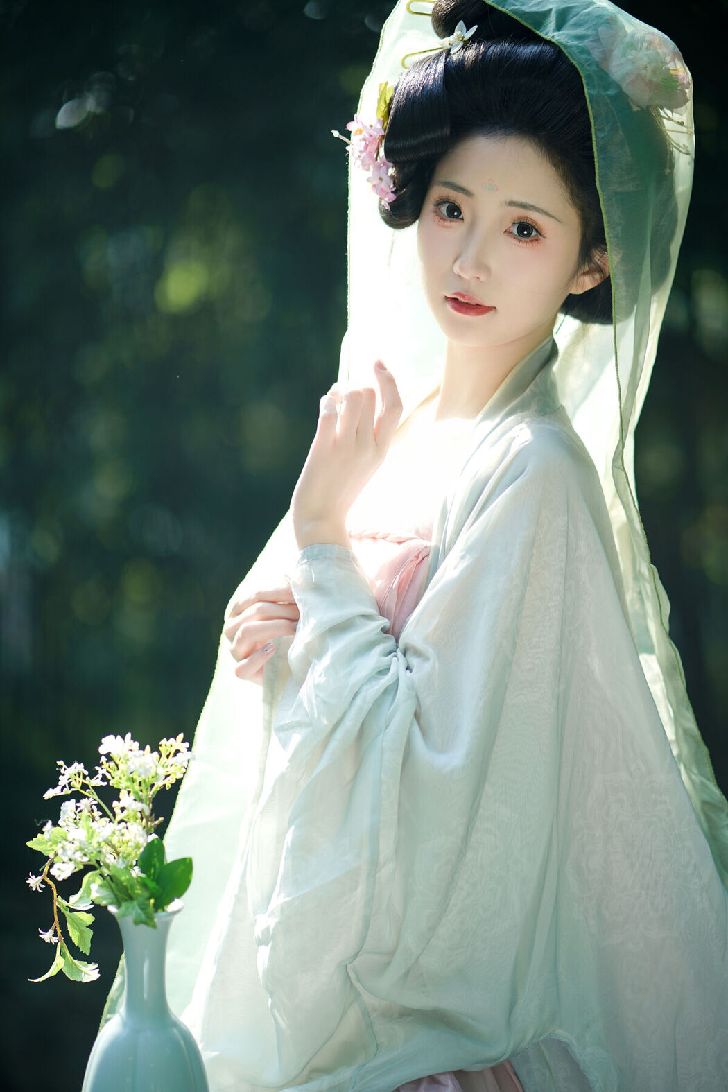 YiTuYu艺图语 Vol.8521 Tu Ya W (21P)