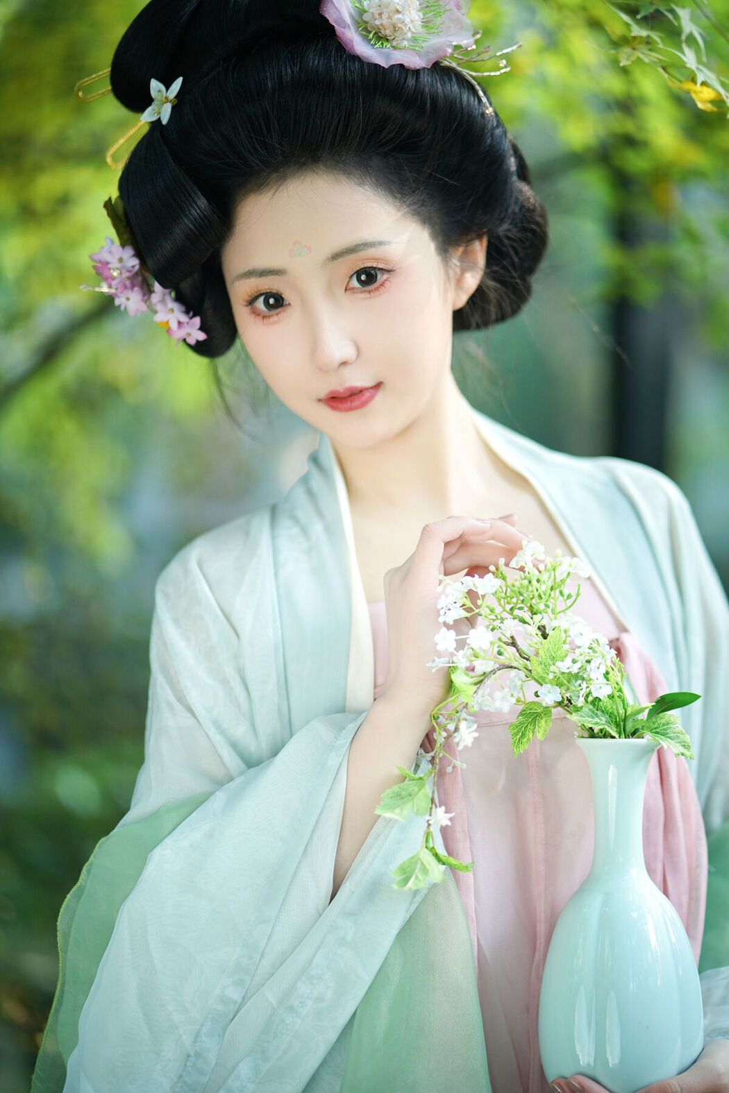 YiTuYu艺图语 Vol.8521 Tu Ya W (21P)