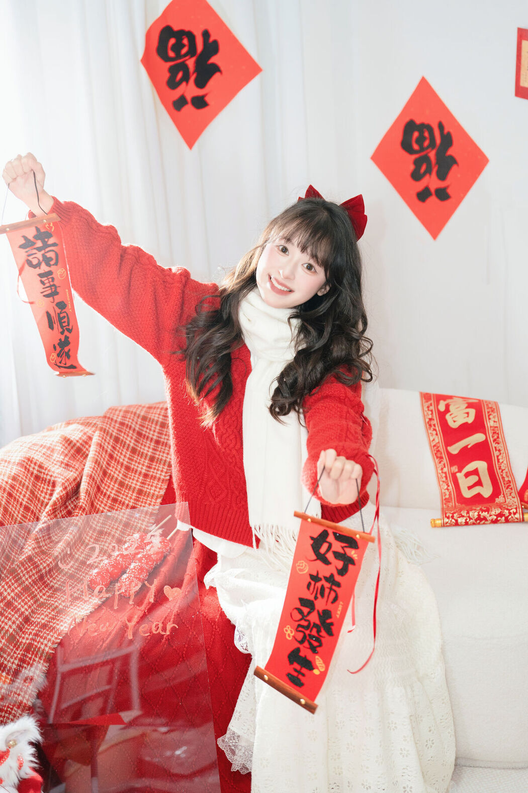 YiTuYu艺图语 Vol.8524 Xia Yu Xiao Nian (26P)