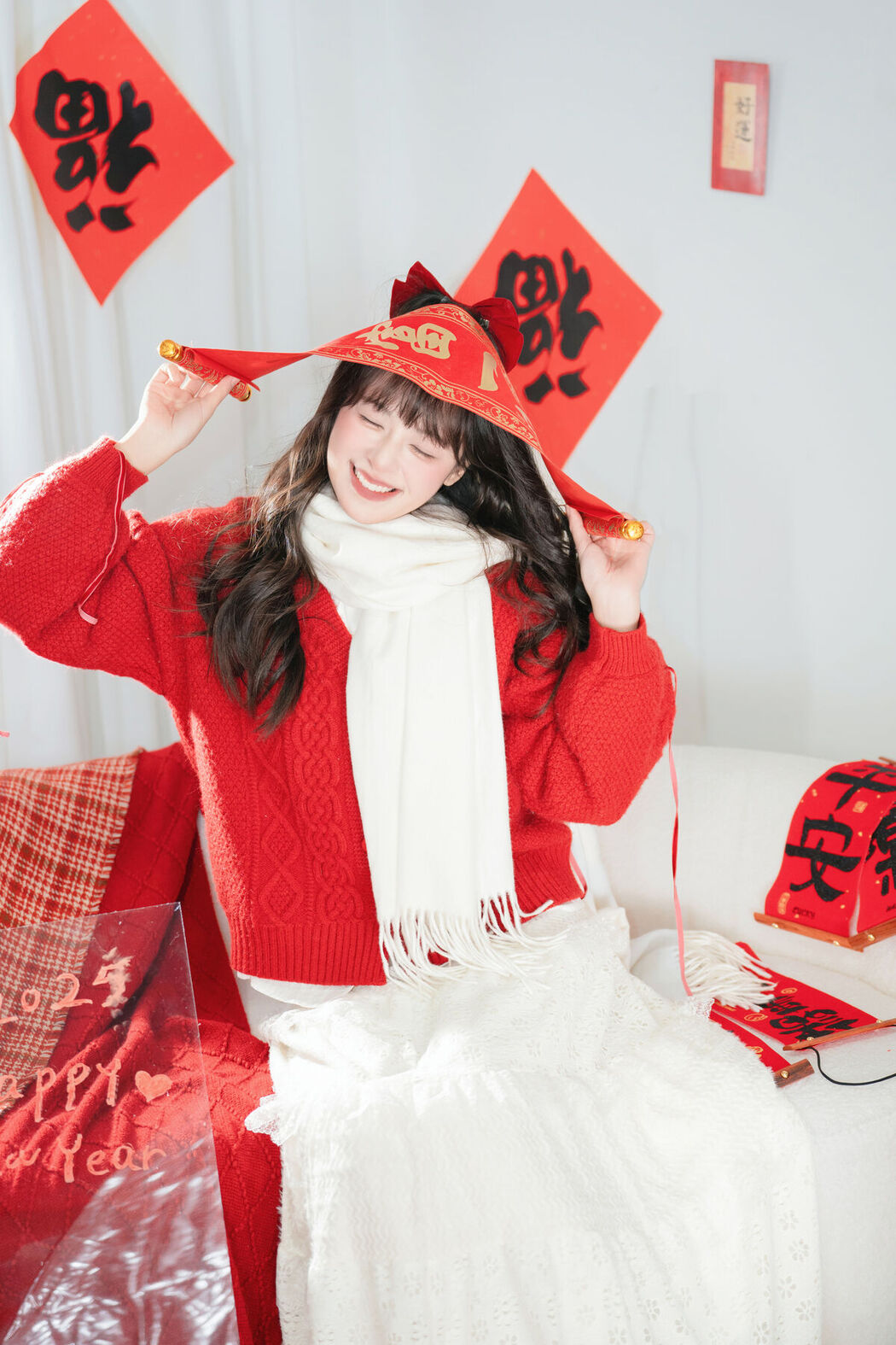 YiTuYu艺图语 Vol.8524 Xia Yu Xiao Nian (26P)